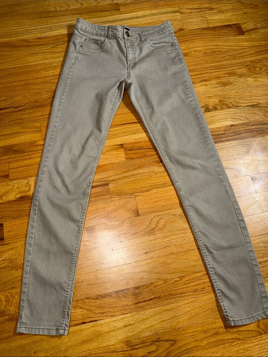 H&M Denim - H&M Women's Skinny Jeans in Light Gray